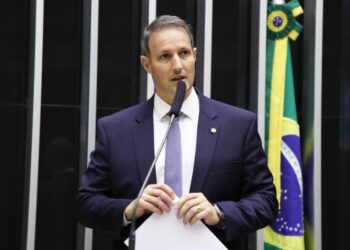 Câmara aprova projeto que restringe saída temporária de presos Fonte: Agência Câmara de Notícias