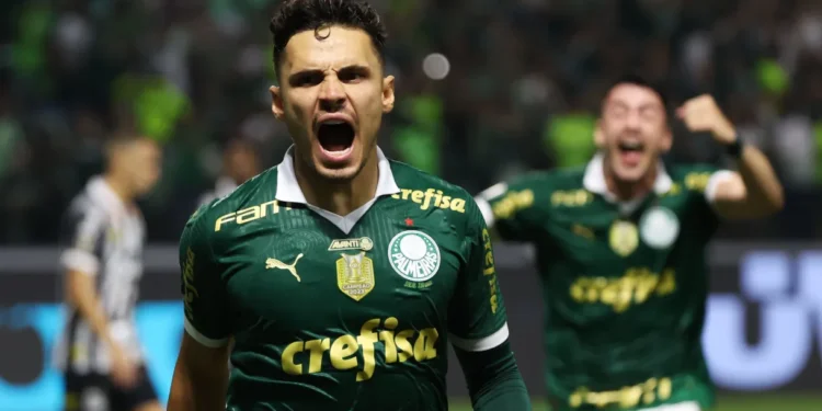 Palmeiras bate o Santos e é tricampeão paulista