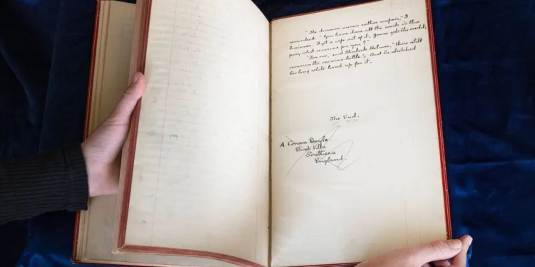 Manuscrito original de Sherlock Holmes em leilão a 6 milhões