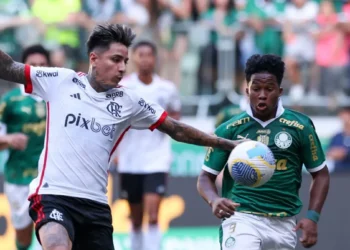 Em duelo equilibrado, Palmeiras e Flamengo empatam