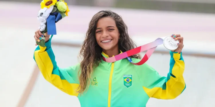 Há três anos, Rayssa Leal se tornava medalhista