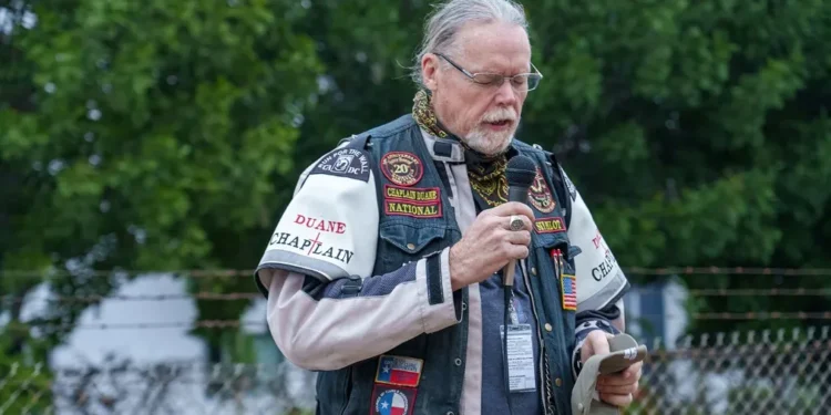 Pastor evangeliza motociclistas nas estradas dos EUA