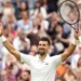 Novak Djokovic, de 37 anos venceu Vit Kopřiva por 3 sets a 0m parciais de 6/1, 6/2 e 6/2, na estreia em Wimbledom, após cirurgia.