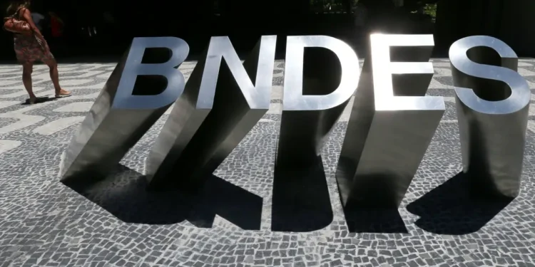 BNDES abre inscrições para concurso após jejum de 12 anos