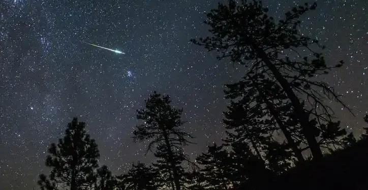 Céu de agosto terá chuva de meteoros Perseidas