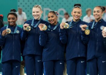 Adolescente cristã conquista medalha de ouro e cita Isaías